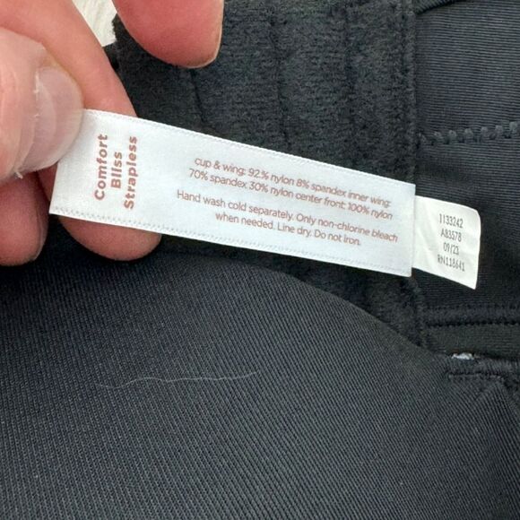 Cacique Black NWT Lightly Lined Multi Way Strapless Bra Sz 40F - Picture 6 of 11